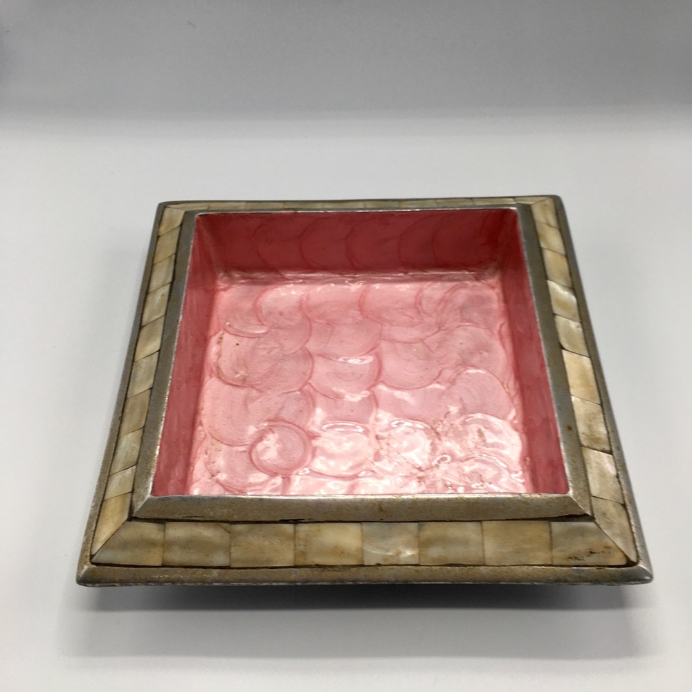 RARE Julia Knight VTG Handmade Mother of PearlPink Enamel & Metal Trinket Box…